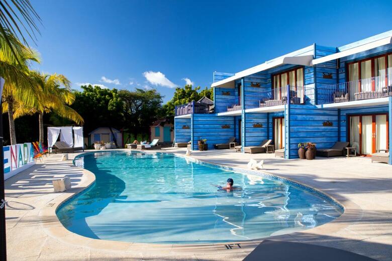 Hotel True Blue Bay Resort