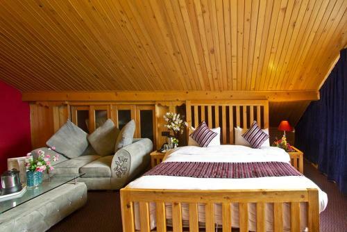 Hotel Honeymoon Suite