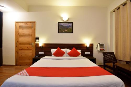 Oyo 13705 Hotel Lonchenpa