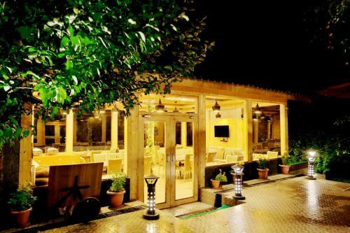 Hotel Amara Resorts Manali
