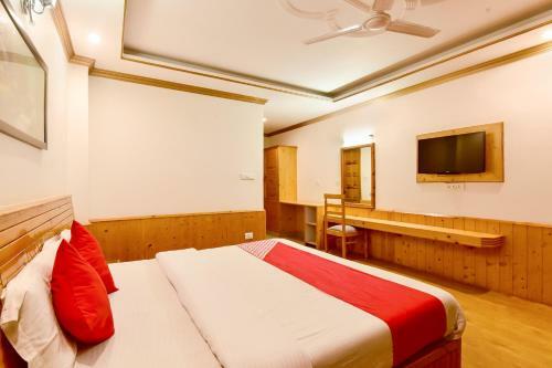 Oyo 19872 Hotel Rock Villa
