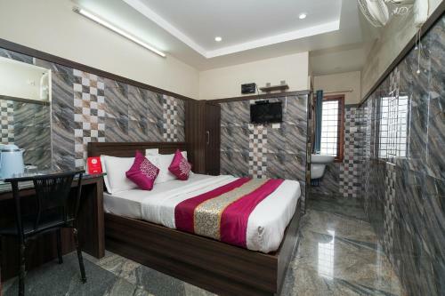 Hotel Oyo 4678 Greens Residency