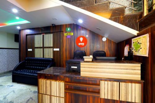 Hotel Oyo 4678 Greens Residency