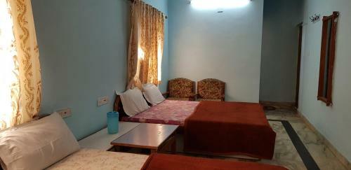 Hotel Budget Stay Between The Hills