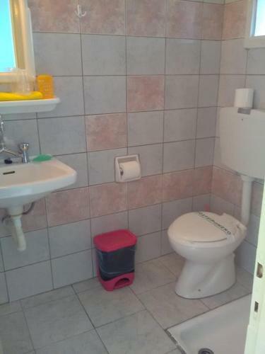 Hotel To Giouli
