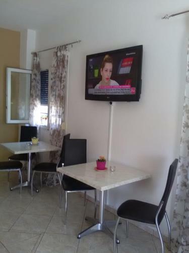 Hotel To Giouli