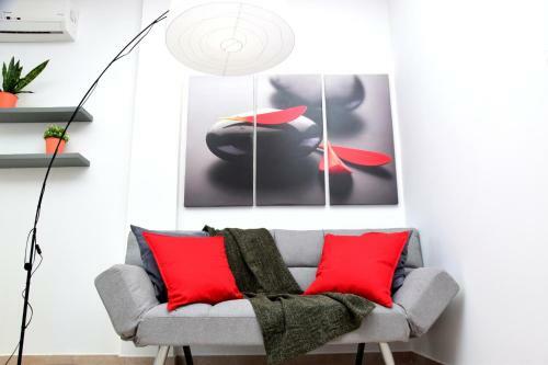 Isola Apartments