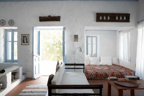 Villa Lefkothea Estate With Private Pool