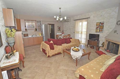 Fterini Apartments