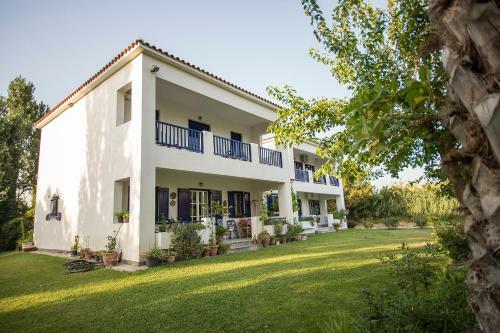 Eressos Ilios Apartments
