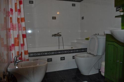 Hostal Maria-christina Studios