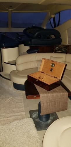 Motorboat "murano" In Skiathos