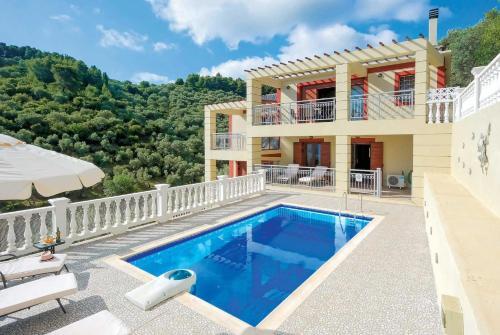 Skopelos Villa Sleeps 6 Air Con Wifi