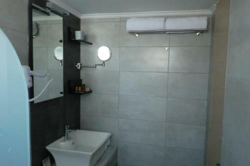 Apartamento Poseidon Suites Hotel