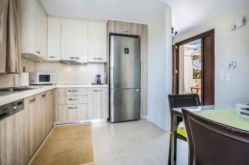 Villa Ai Helis Beach House