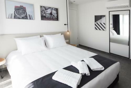 Bed & Breakfast White Luxury