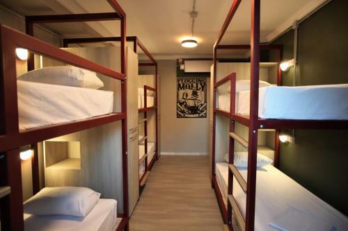 Stay Hybrid Hostel