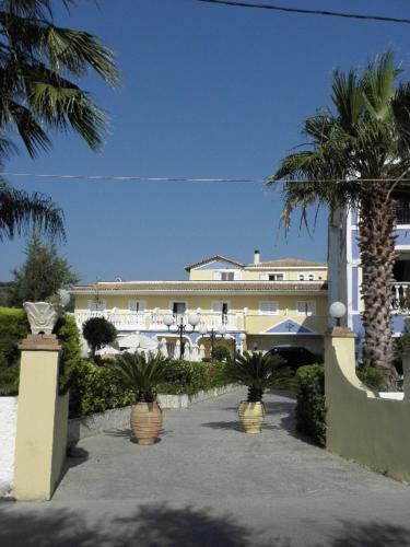 Hotel Petros