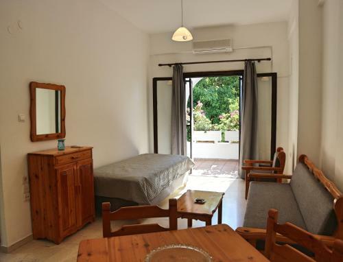Oliaria Apartments