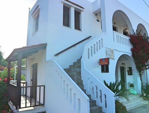 Oliaria Apartments