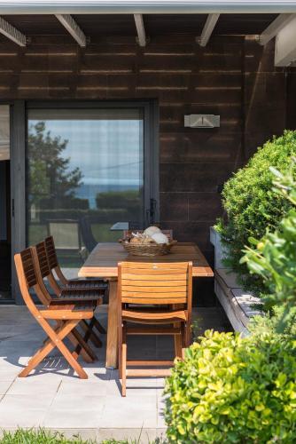Alkioni Beach Villa