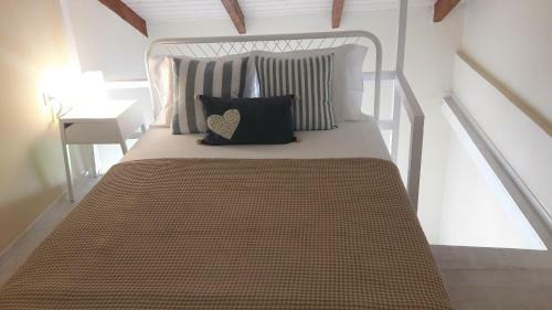 Bizaniou Apartment 69