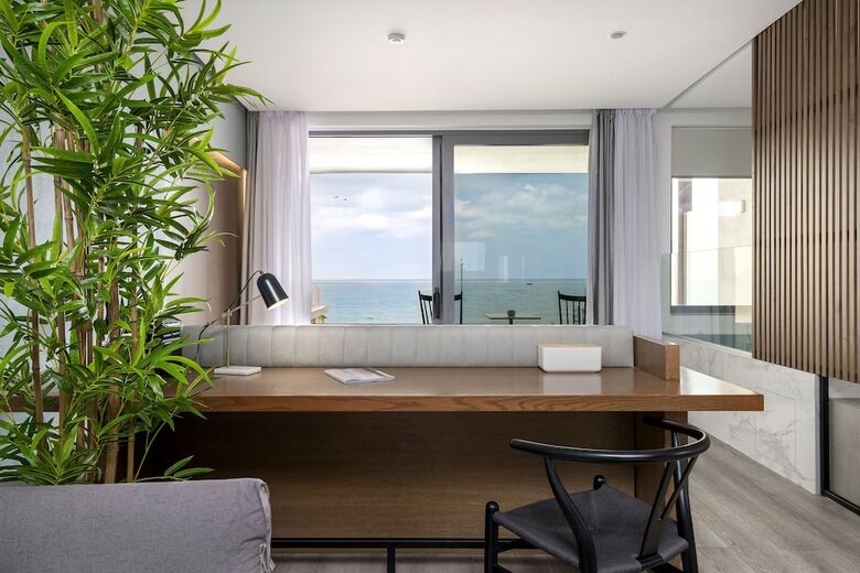 Hotel Dyo Suites