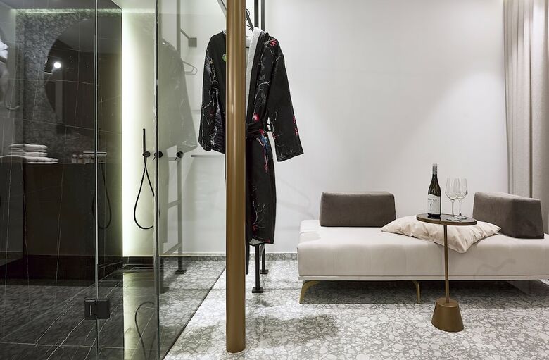 Hotel Dyo Suites