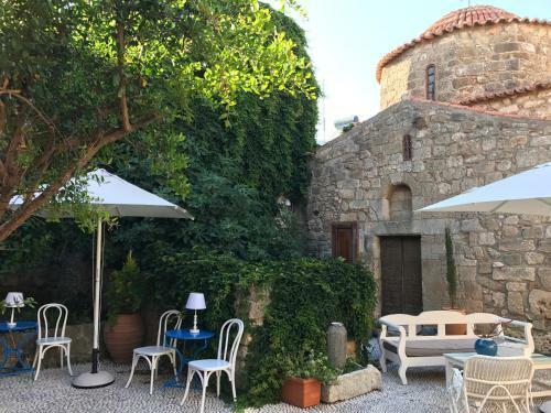 Hostal St. Artemios Boutique Hotel