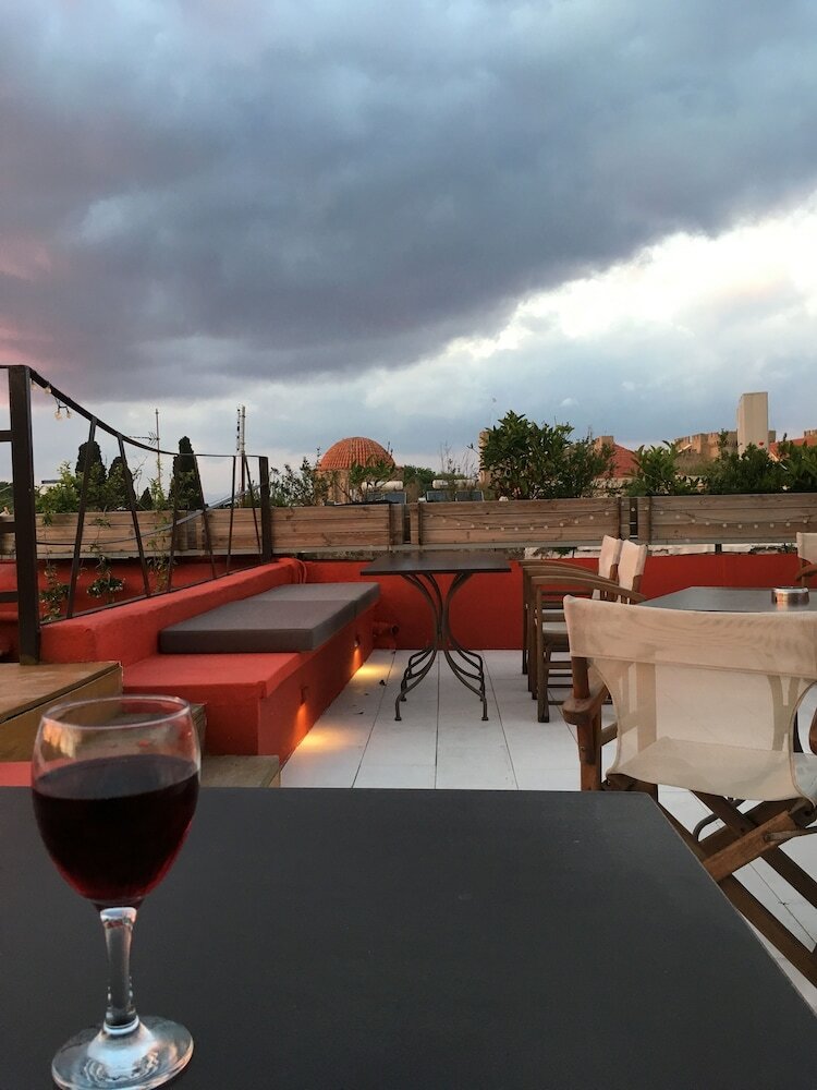 Hostal Auberge 32