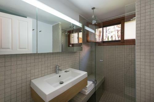 #luxlikehome Sanni Beach Forest Villa