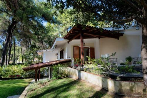 #luxlikehome Sanni Beach Forest Villa
