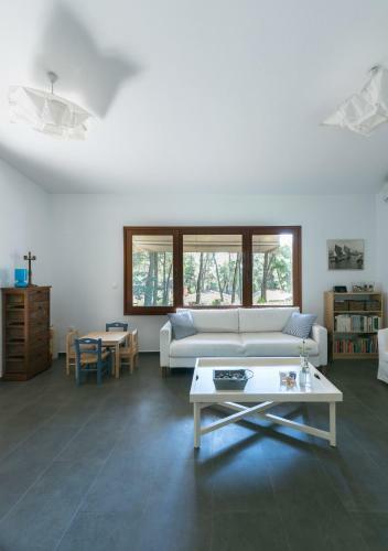 #luxlikehome Sanni Beach Forest Villa
