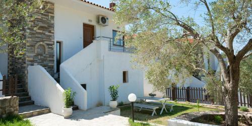 Elaia Villas, Elani