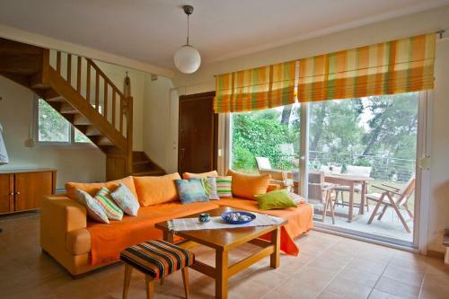 Dolotea Sea View House, Siviri