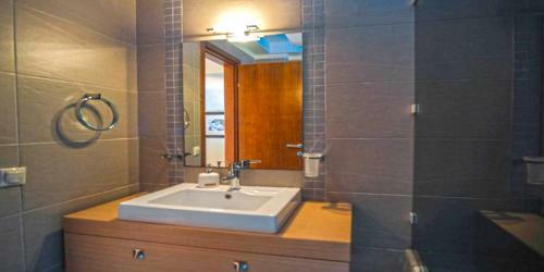 Luez Private Pool Villa, Elani