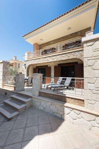 #luxlikehome Siviri J&b House