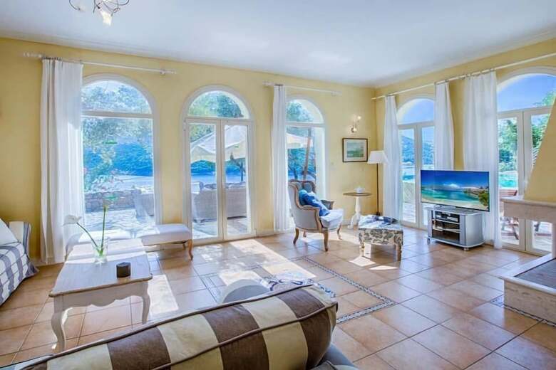 Villa Elpida