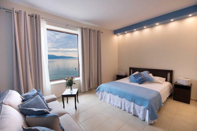 Bed & Breakfast Nv Mini Suites