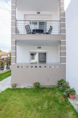 Anneta's House