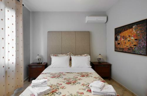 Castri Deluxe Sky Apartment