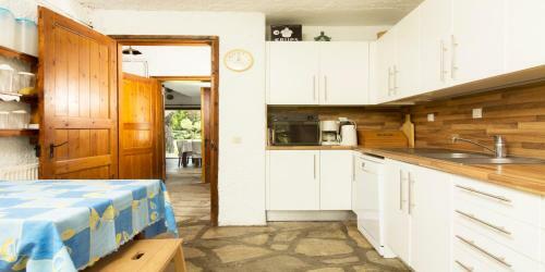 Greenlea Beachfront Villa, Spathies