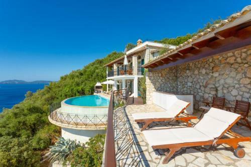 Villa House On The Rocks