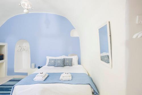 Villa White Cave By Caldera Houses
