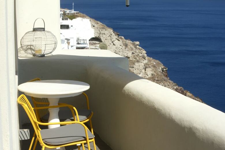 Villa Aerie House
