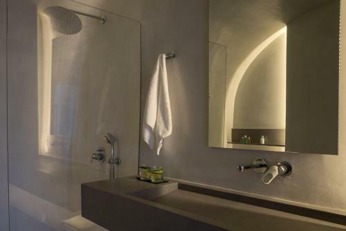 Hotel Echoes Luxury Suites By Canvas