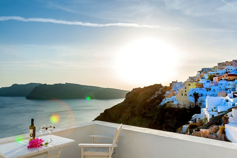 Big Blue Villa By Caldera Houses