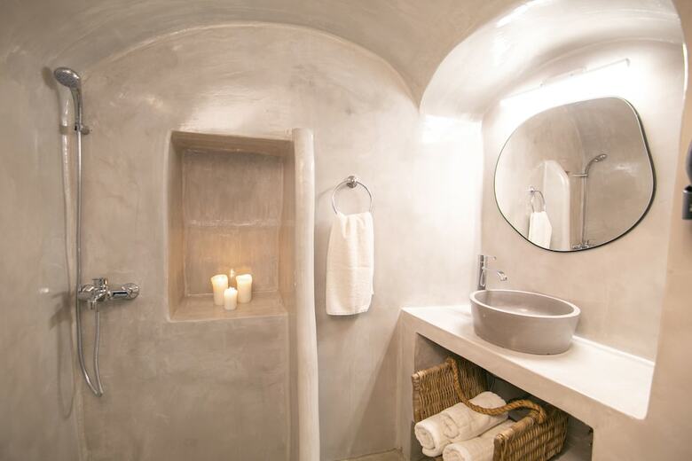 Villa Thetis Cave Houses