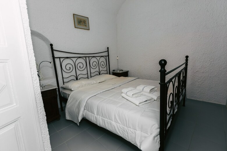 Santoimage House