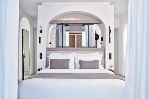 Canaves Oia Epitome - Small Luxury Hotels Of The World